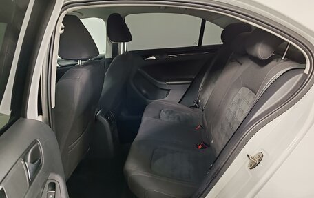 Volkswagen Jetta VI, 2017 год, 1 099 000 рублей, 12 фотография