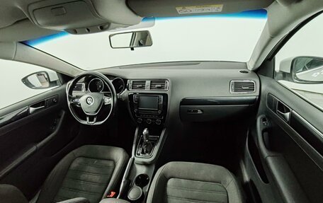 Volkswagen Jetta VI, 2017 год, 1 099 000 рублей, 11 фотография