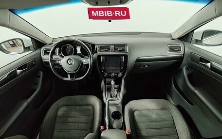 Volkswagen Jetta VI, 2017 год, 1 099 000 рублей, 14 фотография