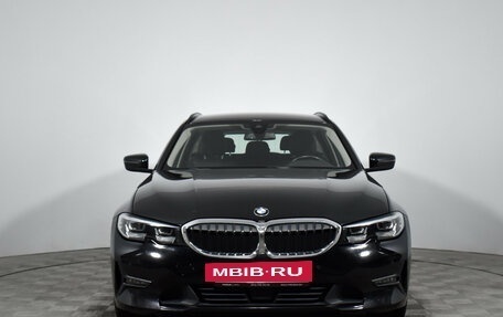 BMW 3 серия, 2021 год, 2 850 000 рублей, 2 фотография