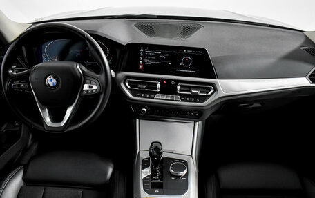 BMW 3 серия, 2021 год, 2 850 000 рублей, 14 фотография