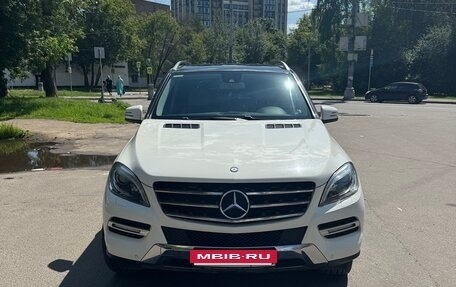 Mercedes-Benz M-Класс, 2012 год, 2 300 000 рублей, 3 фотография
