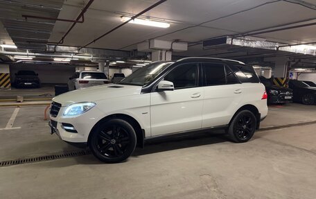 Mercedes-Benz M-Класс, 2012 год, 2 300 000 рублей, 36 фотография