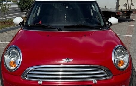 MINI Hatch, 2010 год, 1 095 000 рублей, 2 фотография