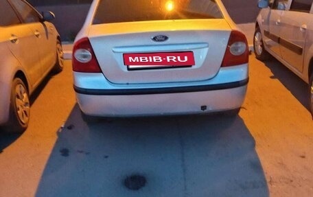 Ford Focus II рестайлинг, 2005 год, 300 000 рублей, 2 фотография