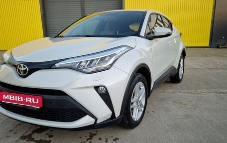 Toyota C-HR I рестайлинг, 2020 год, 2 289 000 рублей, 2 фотография