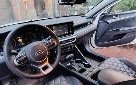 KIA K5, 2021 год, 1 540 000 рублей, 6 фотография