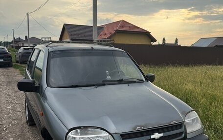 Chevrolet Niva I рестайлинг, 2004 год, 259 000 рублей, 6 фотография