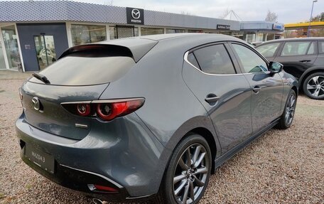 Mazda 3, 2021 год, 2 550 052 рублей, 4 фотография