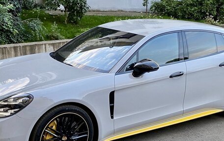 Porsche Panamera II рестайлинг, 2017 год, 13 000 000 рублей, 1 фотография