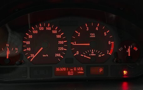 BMW 3 серия, 2000 год, 750 000 рублей, 34 фотография