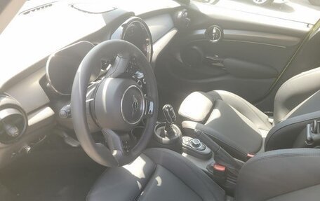 MINI Hatch, 2023 год, 4 700 000 рублей, 3 фотография