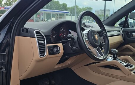 Porsche Cayenne III, 2023 год, 11 900 000 рублей, 4 фотография