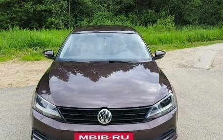 Volkswagen Jetta VI, 2015 год, 855 000 рублей, 2 фотография