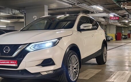 Nissan Qashqai, 2021 год, 2 100 000 рублей, 2 фотография