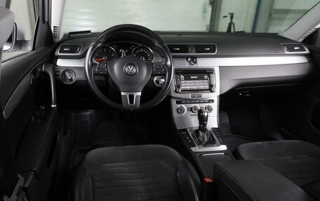 Volkswagen Passat B7, 2012 год, 1 569 000 рублей, 6 фотография