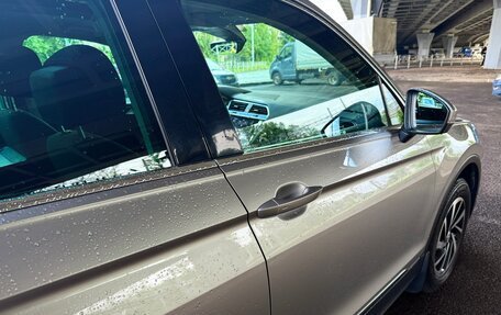 Volkswagen Tiguan II, 2018 год, 2 350 000 рублей, 15 фотография