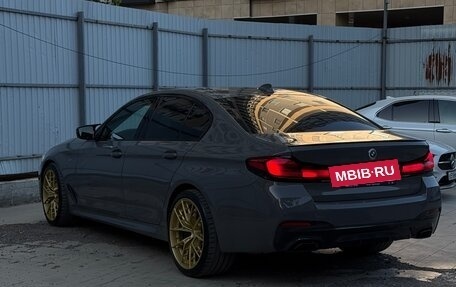 BMW 5 серия, 2020 год, 6 300 000 рублей, 2 фотография