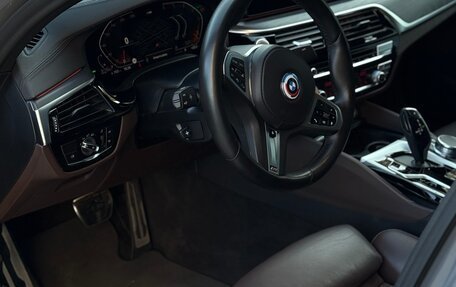 BMW 5 серия, 2020 год, 6 300 000 рублей, 24 фотография