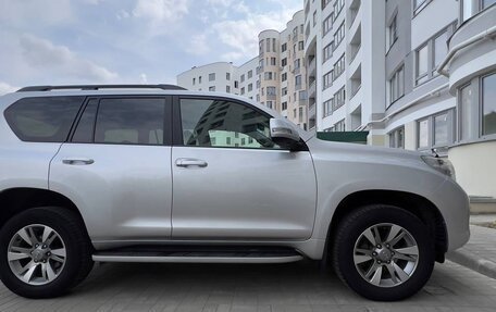 Toyota Land Cruiser Prado 150 рестайлинг 2, 2012 год, 3 400 000 рублей, 4 фотография