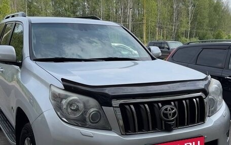 Toyota Land Cruiser Prado 150 рестайлинг 2, 2012 год, 3 400 000 рублей, 3 фотография