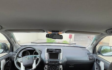 Toyota Land Cruiser Prado 150 рестайлинг 2, 2012 год, 3 400 000 рублей, 13 фотография