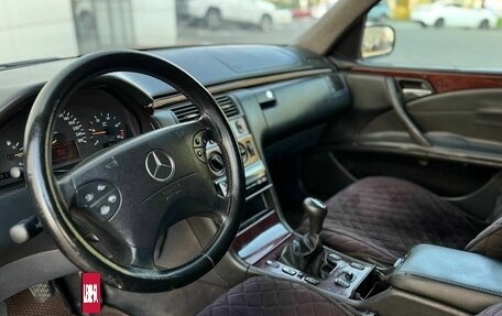 Mercedes-Benz E-Класс, 2001 год, 390 000 рублей, 12 фотография