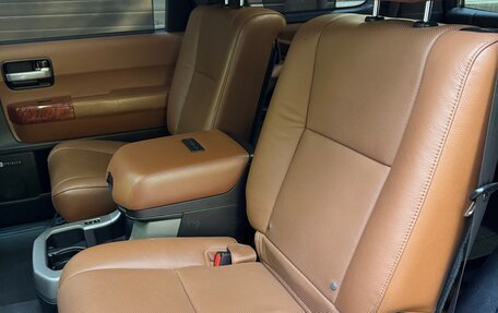 Toyota Sequoia II рестайлинг, 2021 год, 8 000 000 рублей, 19 фотография