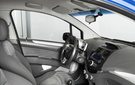 Chevrolet Spark III, 2011 год, 692 200 рублей, 4 фотография