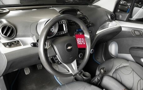 Chevrolet Spark III, 2011 год, 692 200 рублей, 3 фотография