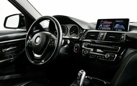 BMW 3 серия, 2017 год, 2 700 000 рублей, 9 фотография