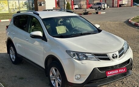 Toyota RAV4, 2014 год, 2 000 000 рублей, 1 фотография