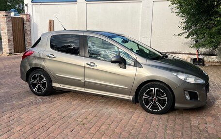 Peugeot 308 II, 2013 год, 700 000 рублей, 11 фотография