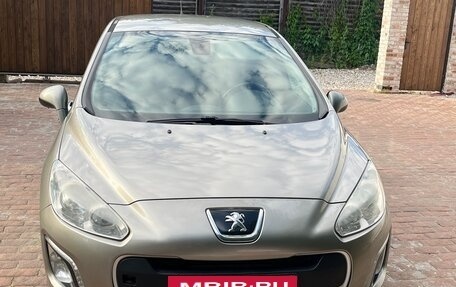 Peugeot 308 II, 2013 год, 700 000 рублей, 5 фотография