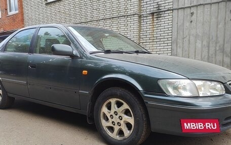 Toyota Camry, 2000 год, 500 000 рублей, 4 фотография
