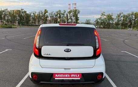 KIA Soul II рестайлинг, 2017 год, 1 330 000 рублей, 9 фотография