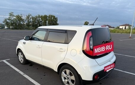KIA Soul II рестайлинг, 2017 год, 1 330 000 рублей, 8 фотография