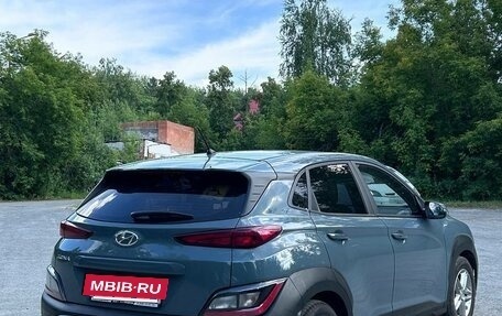 Hyundai Kona I, 2021 год, 2 450 000 рублей, 2 фотография