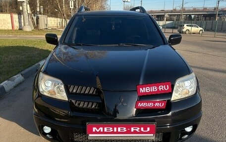 Mitsubishi Outlander III рестайлинг 3, 2005 год, 850 000 рублей, 6 фотография