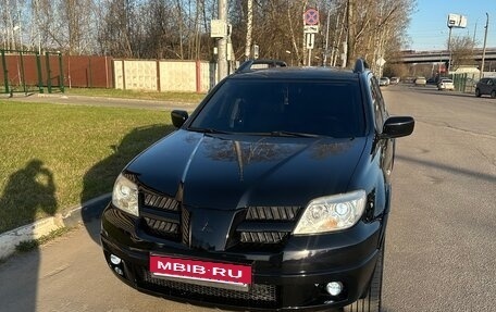 Mitsubishi Outlander III рестайлинг 3, 2005 год, 850 000 рублей, 2 фотография