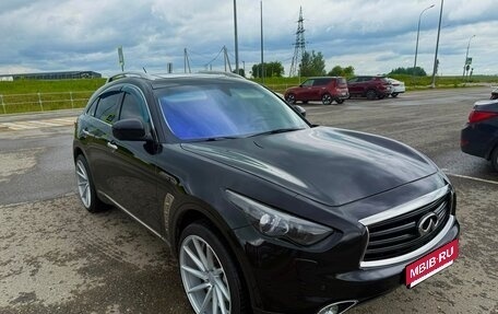 Infiniti QX70, 2013 год, 2 600 000 рублей, 8 фотография