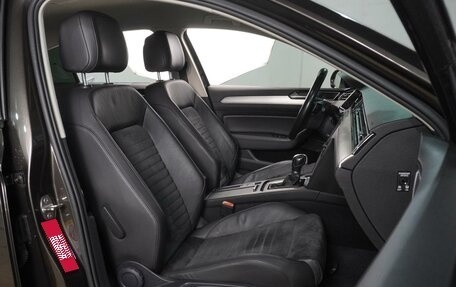 Volkswagen Passat B8 рестайлинг, 2017 год, 2 150 000 рублей, 8 фотография