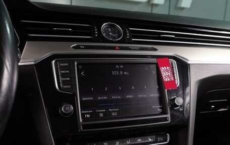 Volkswagen Passat B8 рестайлинг, 2017 год, 2 150 000 рублей, 16 фотография