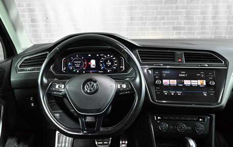 Volkswagen Tiguan II, 2020 год, 3 130 000 рублей, 12 фотография