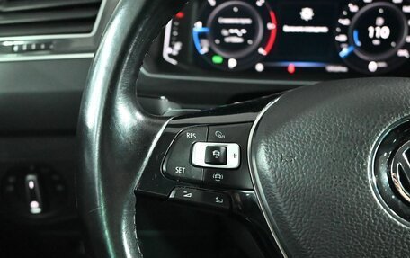 Volkswagen Tiguan II, 2020 год, 3 130 000 рублей, 15 фотография