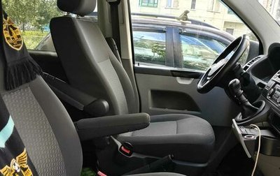 Volkswagen Caravelle T5, 2013 год, 1 700 000 рублей, 1 фотография