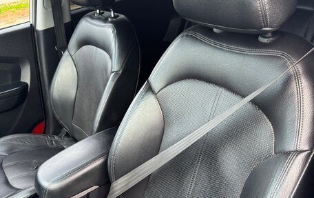Hyundai Tucson III, 2010 год, 1 200 000 рублей, 10 фотография