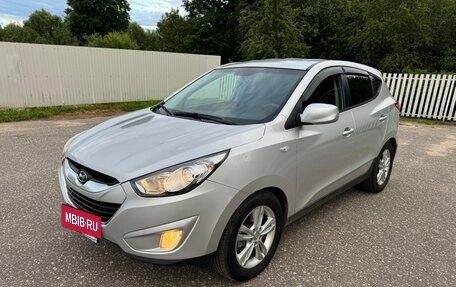 Hyundai Tucson III, 2010 год, 1 200 000 рублей, 6 фотография