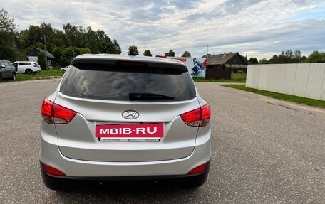 Hyundai Tucson III, 2010 год, 1 200 000 рублей, 4 фотография