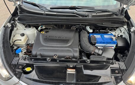 Hyundai Tucson III, 2010 год, 1 200 000 рублей, 20 фотография